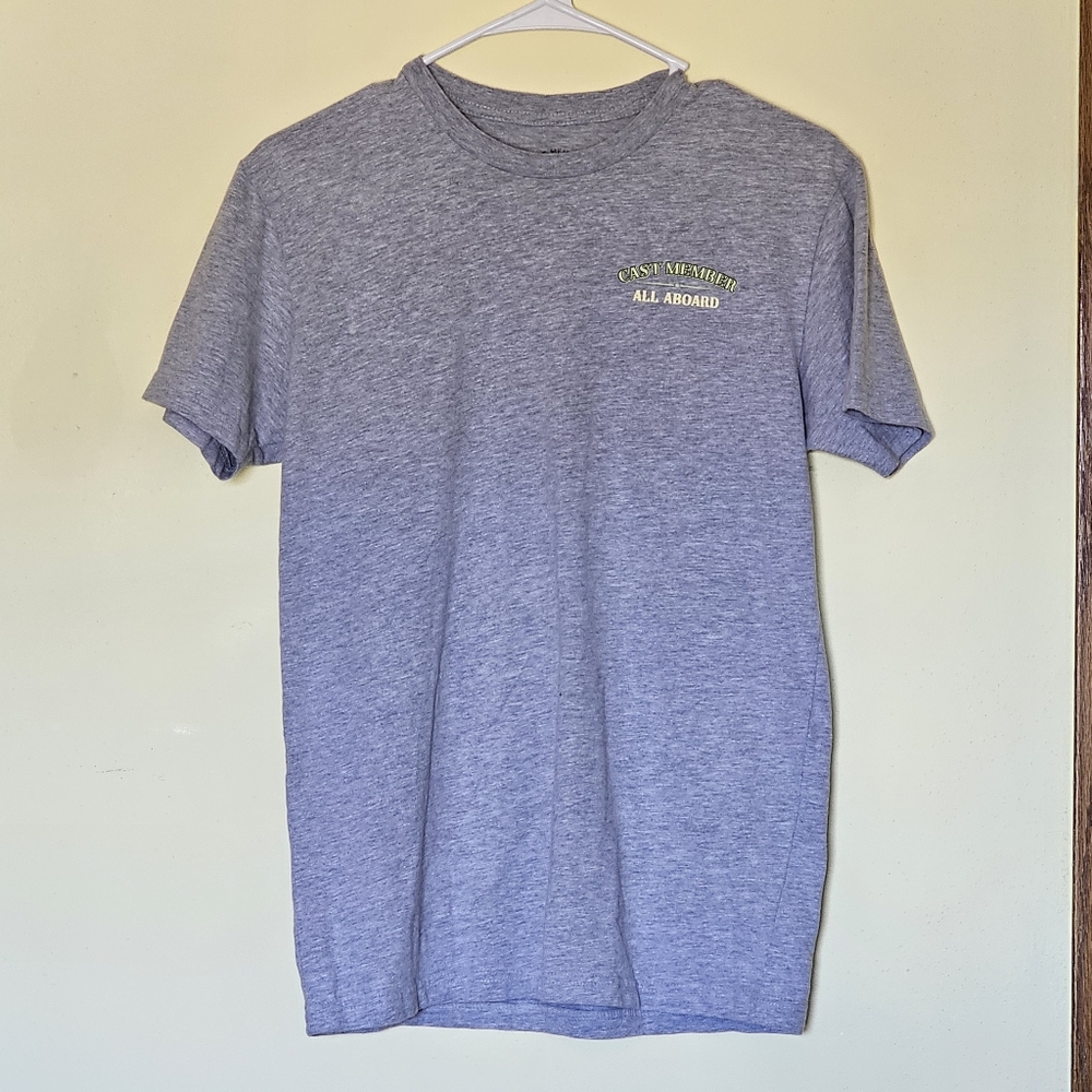 Disney‎ Crew Member Exclusive Collection Gray T-Shirt Size Small